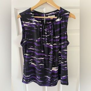 Calvin Klein top. Gently worn, excellent condition